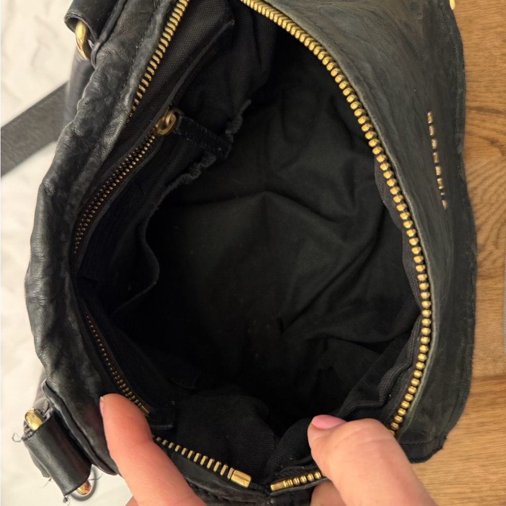 Givenchy Pandora Black Leather Shoulder Bag with Gold Accents - Picture 3 of 6